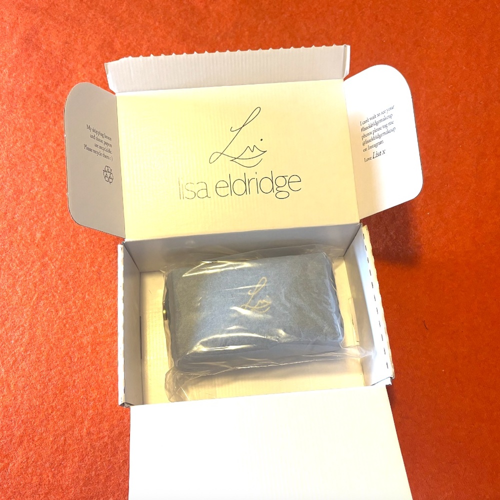 Lisa Eldridge limited edition blue denim pouch from 2024 NWT - Picture 2 of 12